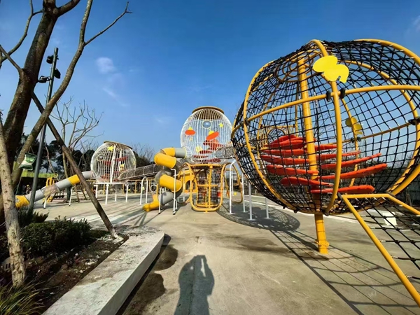 非标滑梯